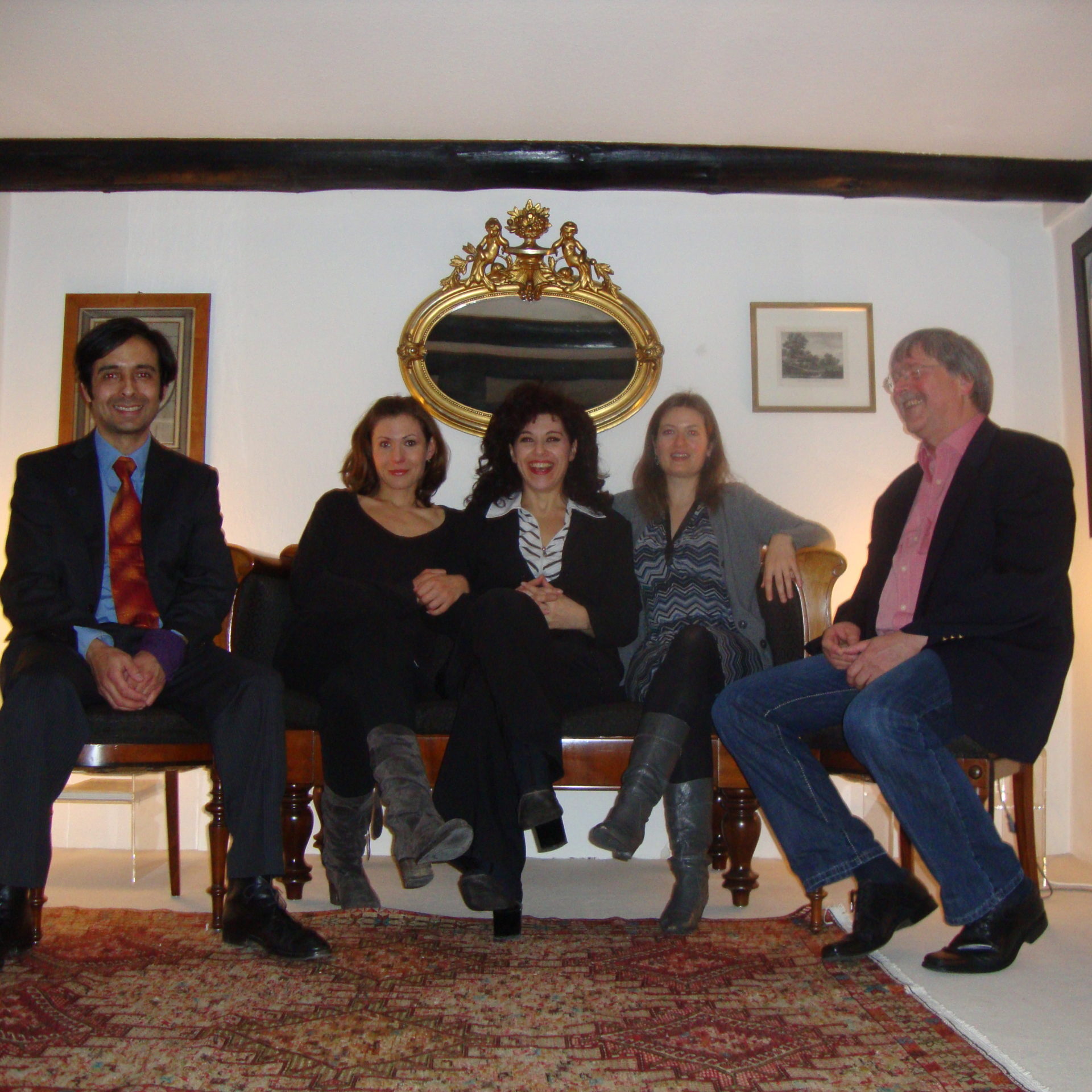 carmen-und-ihre-maenner-couchfoto-kultur-im-schaafstall