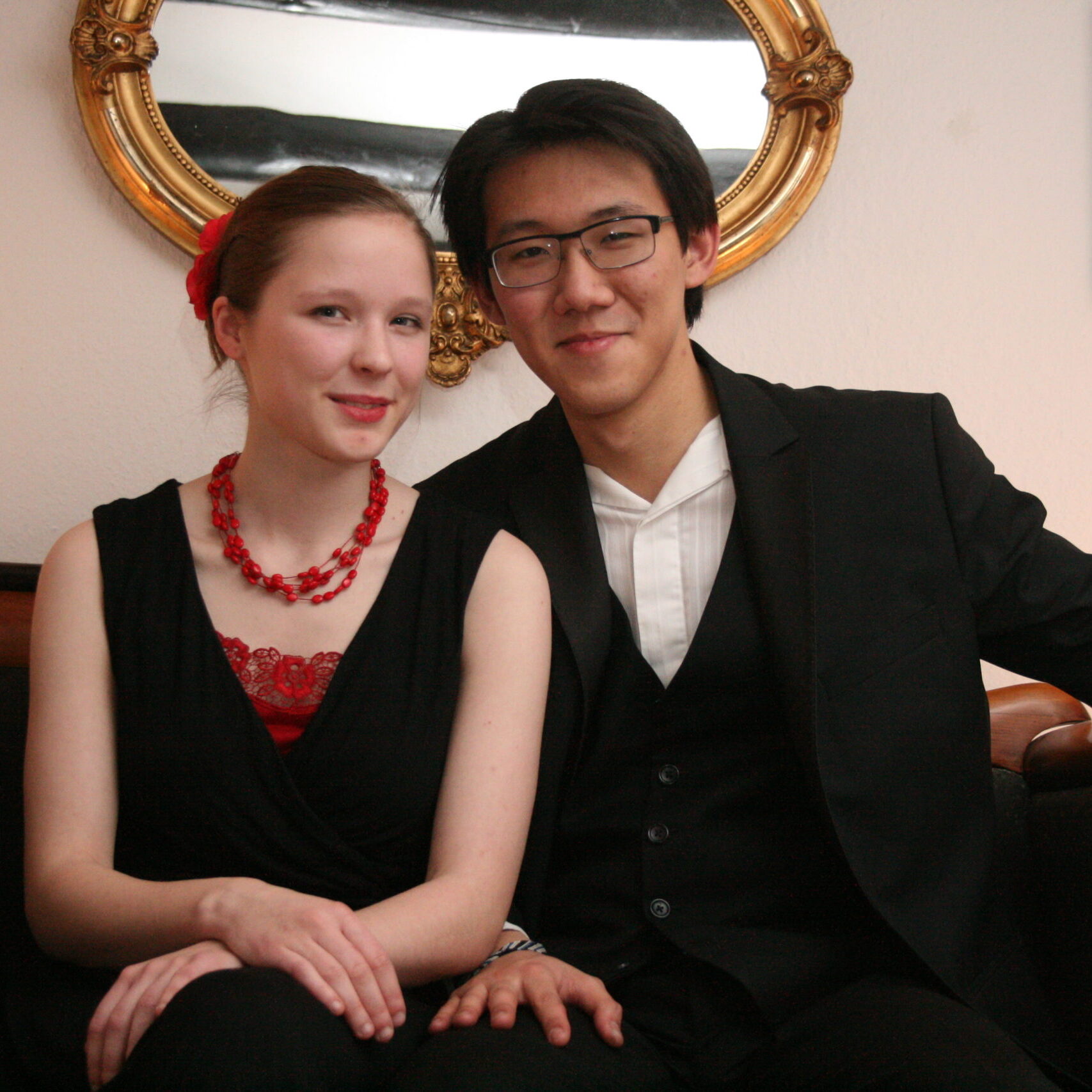 marie-rosa-guenter-und-stanislas-emanuel-kim-couchfoto-kultur-im-schaafstall
